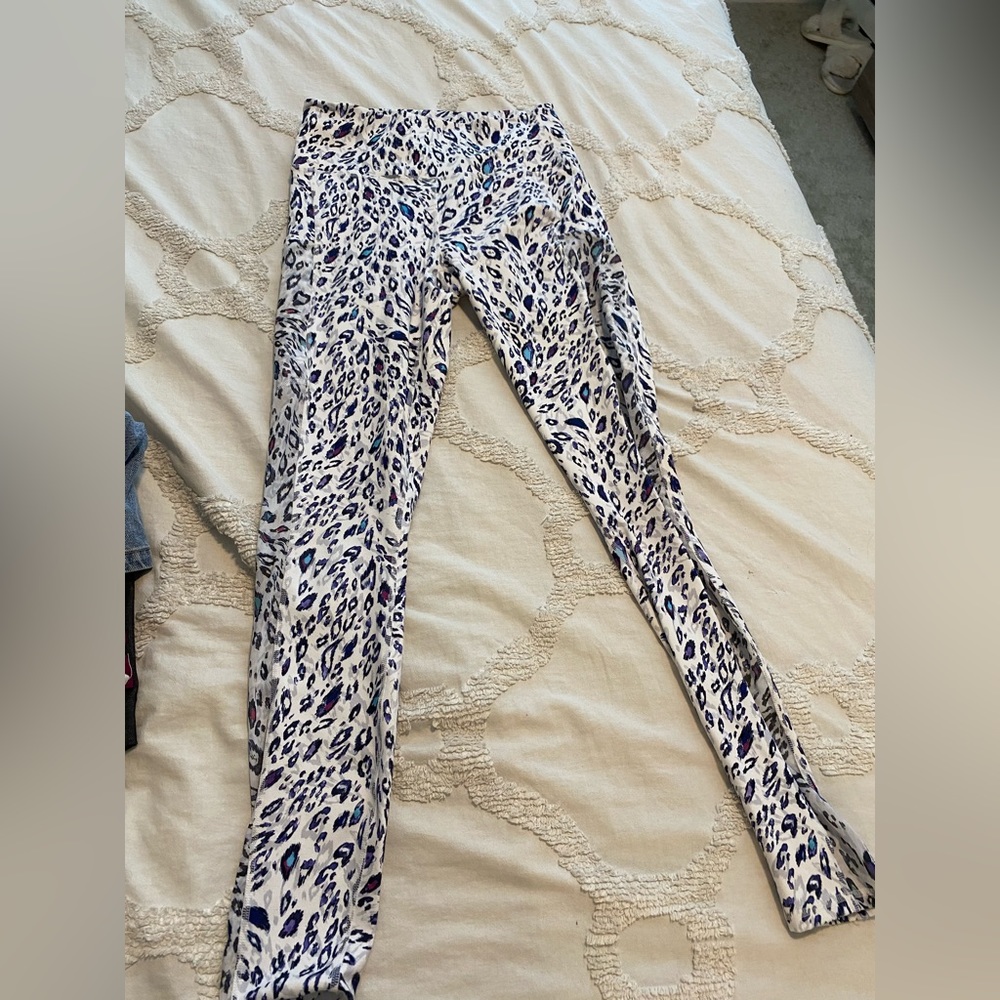 Fabletics Medium PowerHold leggings bundle